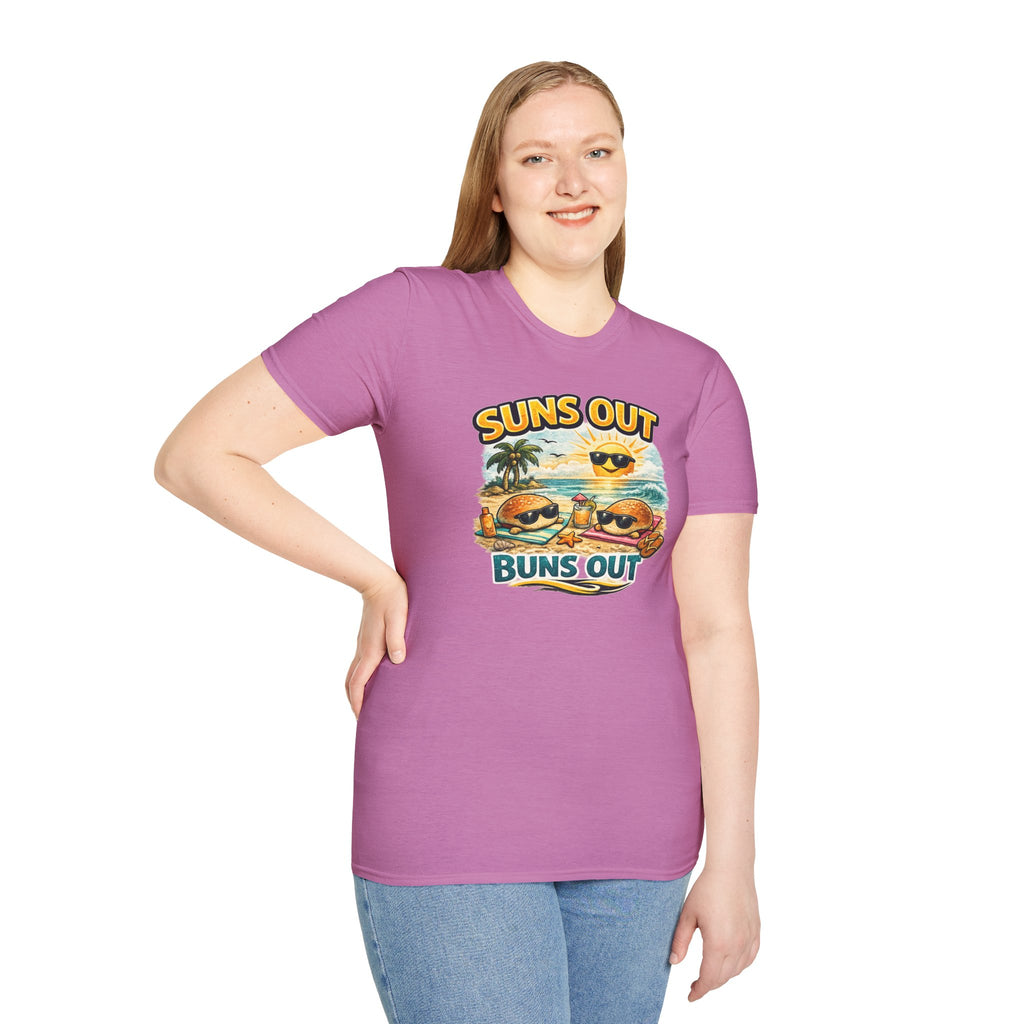 T-Shirt — "Suns Out Buns Out" Beach Vacation Graphic Tee